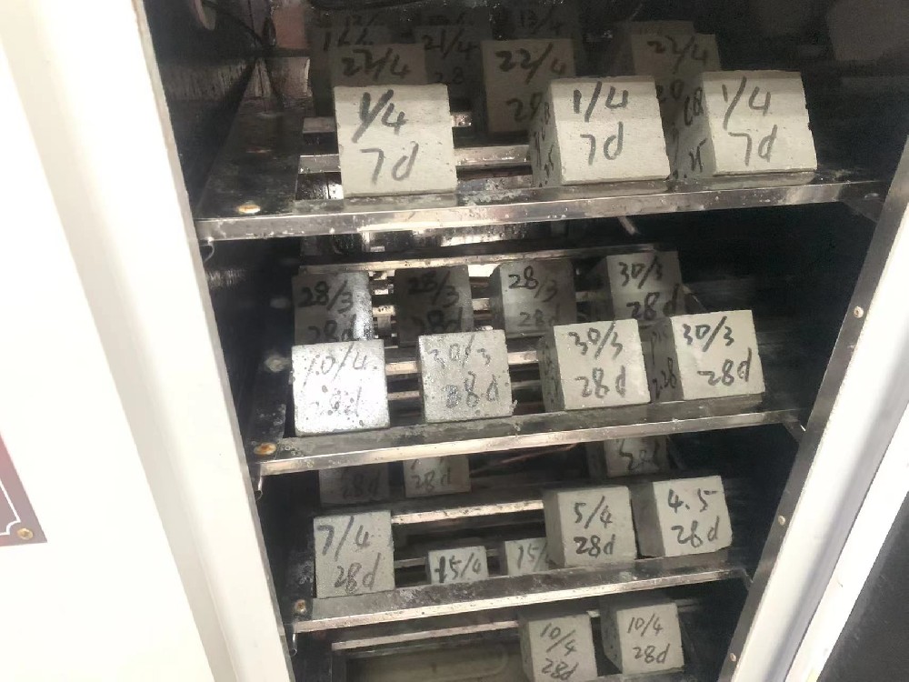 川墙建材保温箱